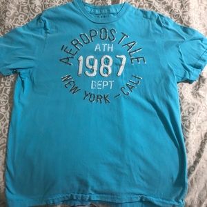Aeropostale Men’s aqua blue T-shirt
